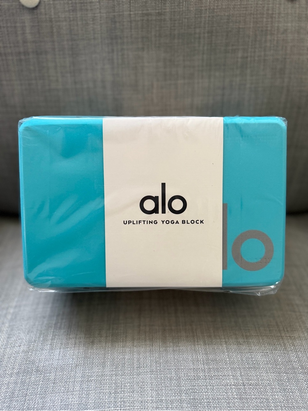 Alo Yoga Uplifting Yoga Block